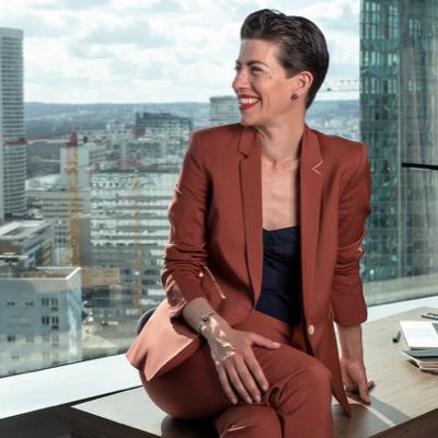 Caroline alias Marquis Paris, business lawyer