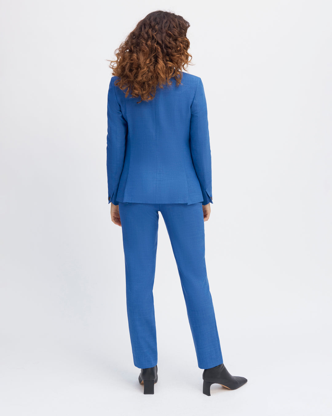 17H10-women's-waistcoats-paris-carrot-cut-high-waist-plies-front-length-7-8th-zipper-front.