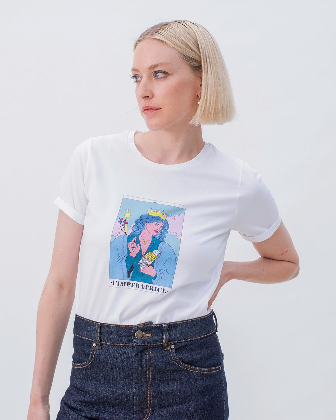 17h10_tshirt_tailleurfemme_tarot_imperatrice_marseille_cotonbiologique_gots_colore_confortable_matierenaturelle_ethique_decontracte_dessin
