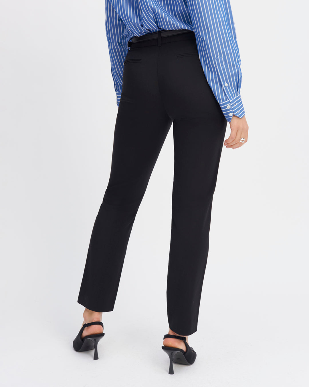Trousers-waistcoat-black-Cigarette-cut-Mid-rise-waistcoat-Faux-poches-cavalier-front-Pockets-passant-welt-back-17H10-waistcoats-for-women-paris-