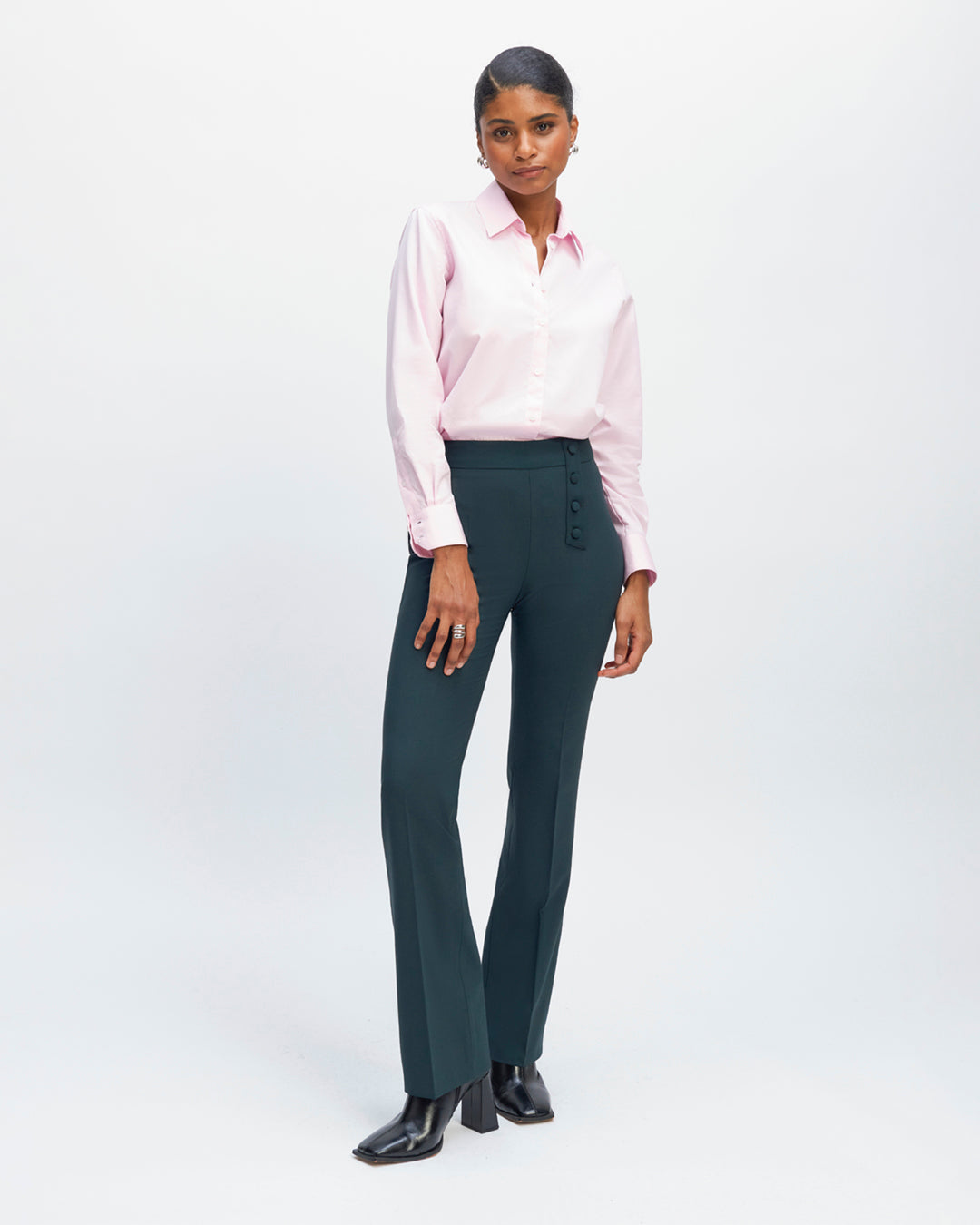 Trouser-tailor-green-High-waist-Cut-flair-vented-at-ankles-Decoration-buttons-covered-asymmetrical-Zipper-side-17H10-tailors-for-women-paris-