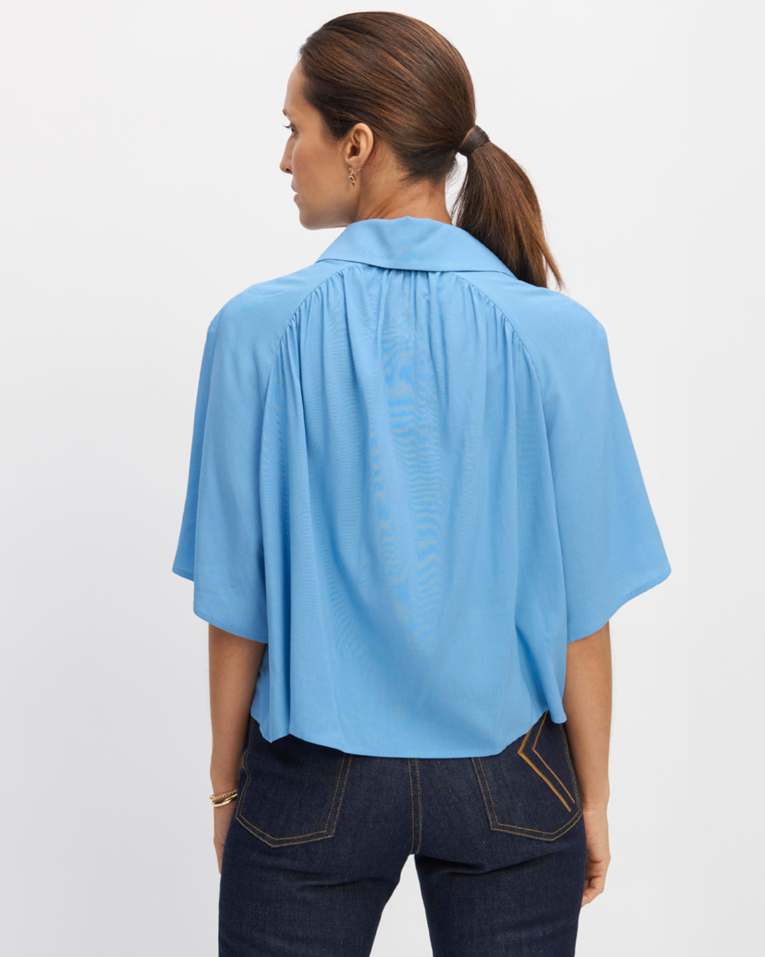 Women's-suits-Paris-Collar-shirt-Sleeves-raglan-Buttoned-placket-hidden-Fronces-front-back-17H10-women's-suits-paris-