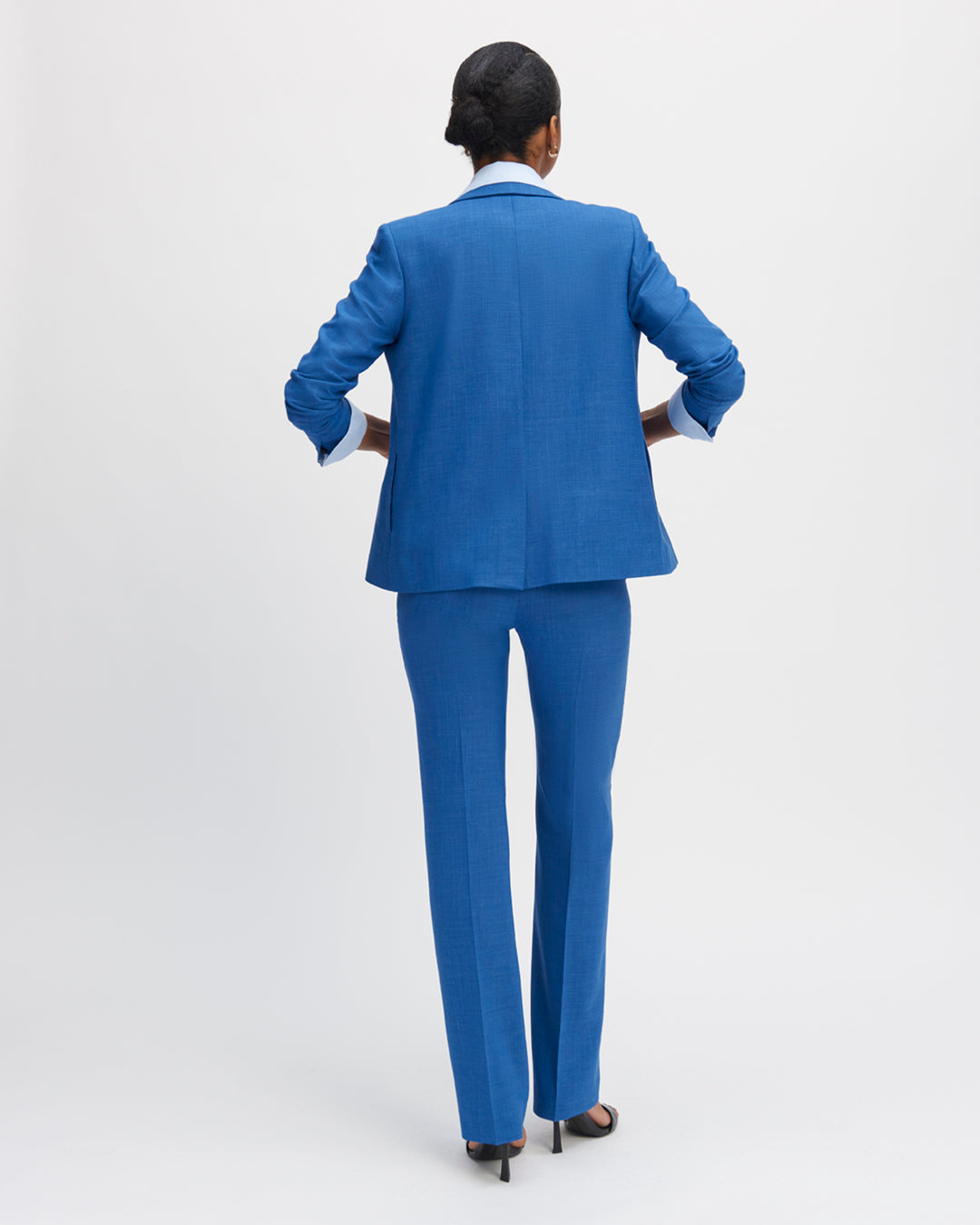 trousers-blue-azur-straight-cut-high-waist-pleated-front-zip-with-hook-17H10-tailors-for-women-paris-
