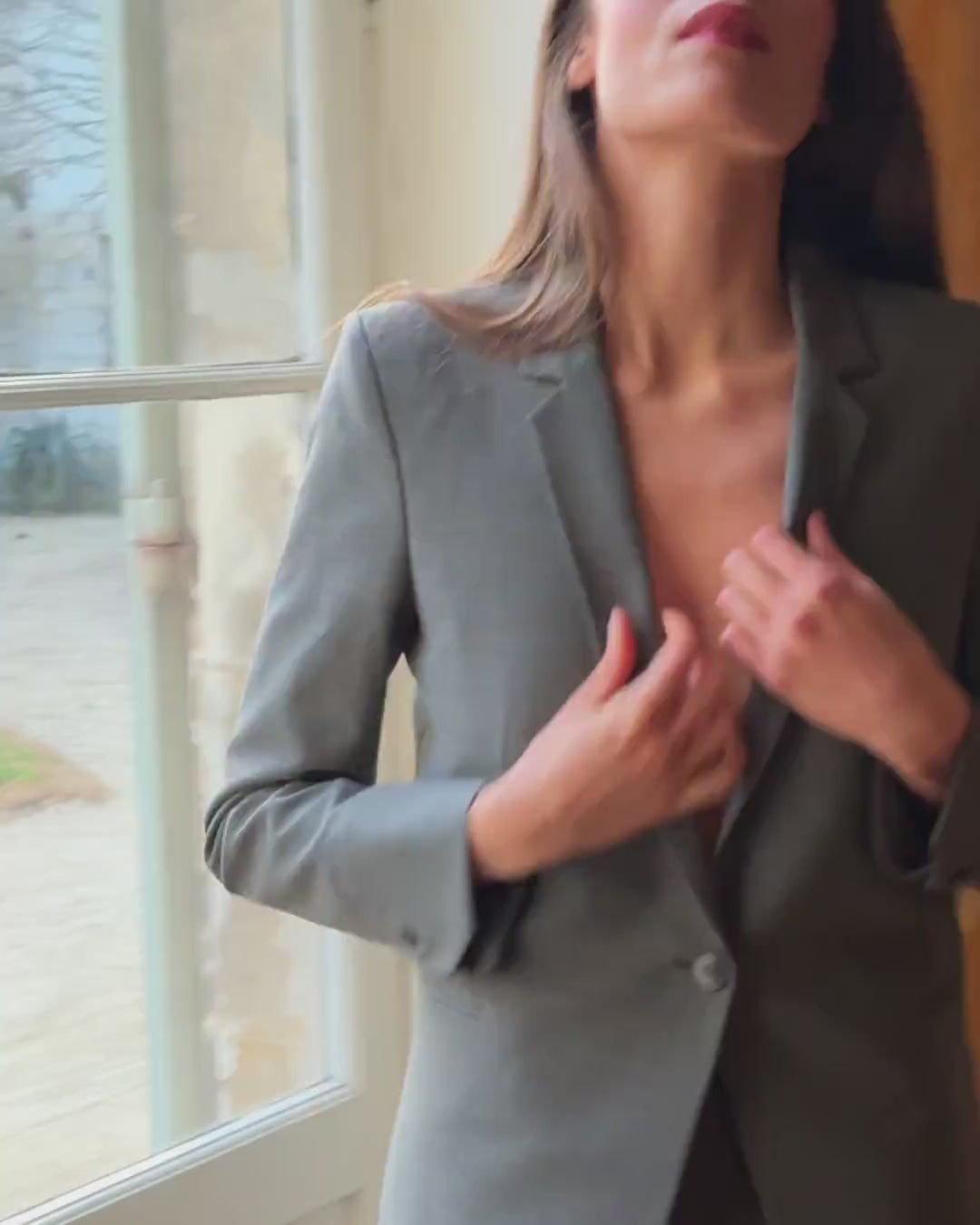 elegant-women's-suit-jacket-waistcoat-large-pants-grey-office-dress-