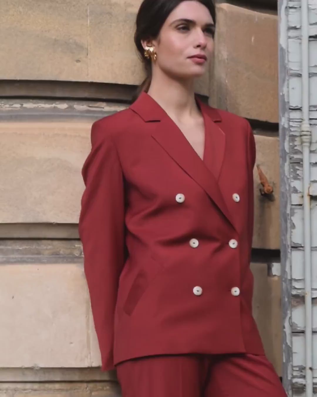 women's-dress-suit-straight-trousers-terracotta-cropped-jacket-ceremony-wedding-office-