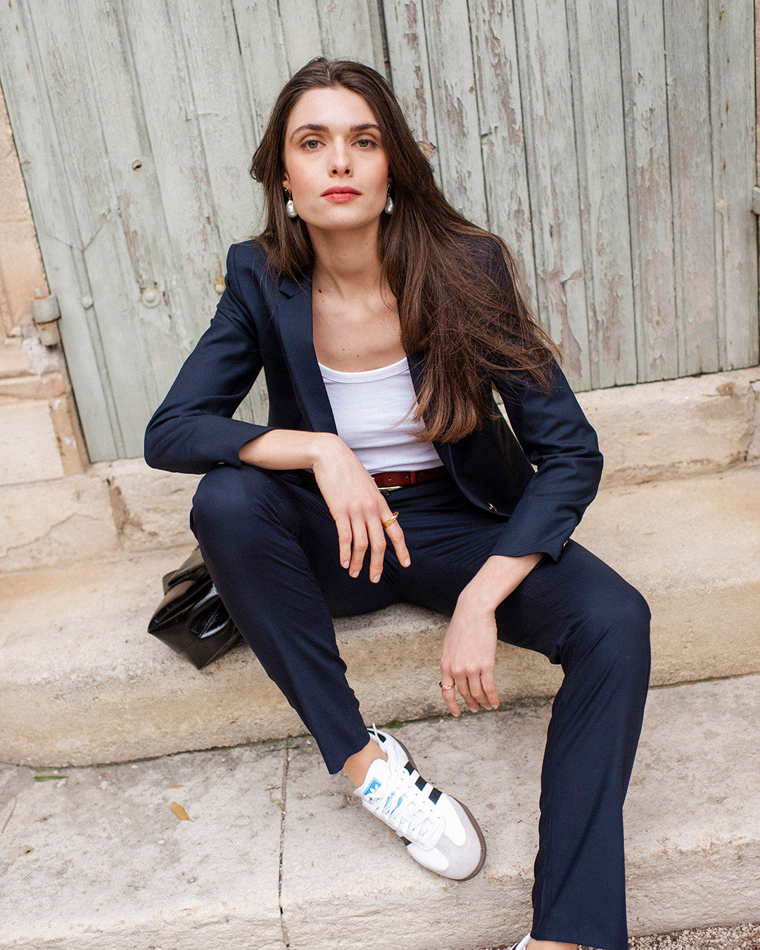 officewear-women's-suit-jacket-hanger-cigarette-pants-navy-blue-1