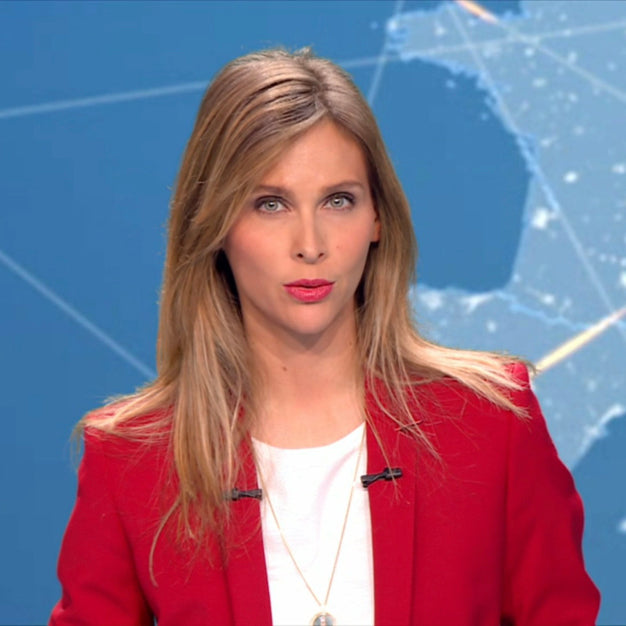 OPHÉLIE MEUNIER, JOURNALIST AND TV COMMENTATOR