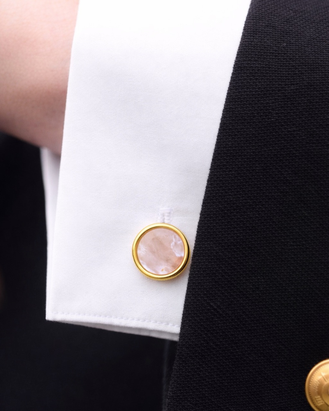 Bontons de manchettes - Nacre et dorés