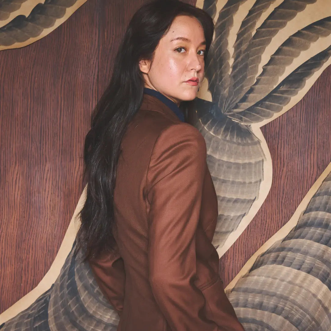 tailleur pour femme sur mesure marron TIFFANY BOUELLE