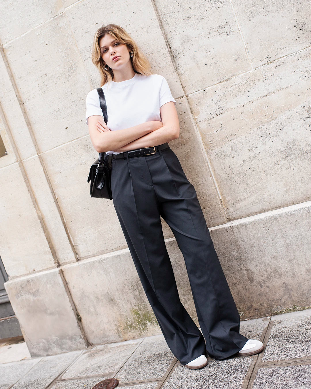 Pantalon tailleur gris femme – Coupe ample élégante