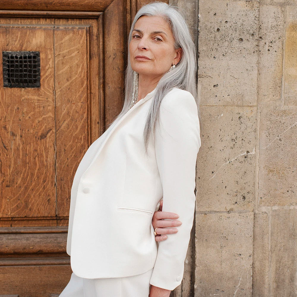 set-white-suit-woman-jacket-hanger-cute-3-pieces-large-pants-wedding-civil-tie-