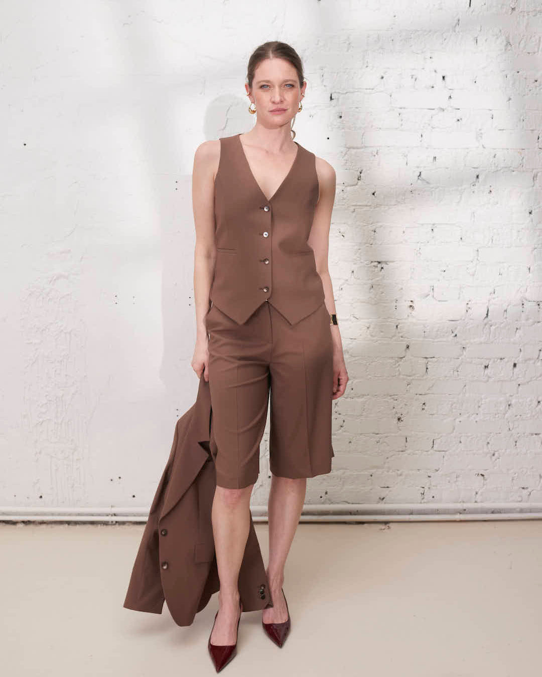 Gilet de tailleur marron en laine pour femme, confectionné au Portugal