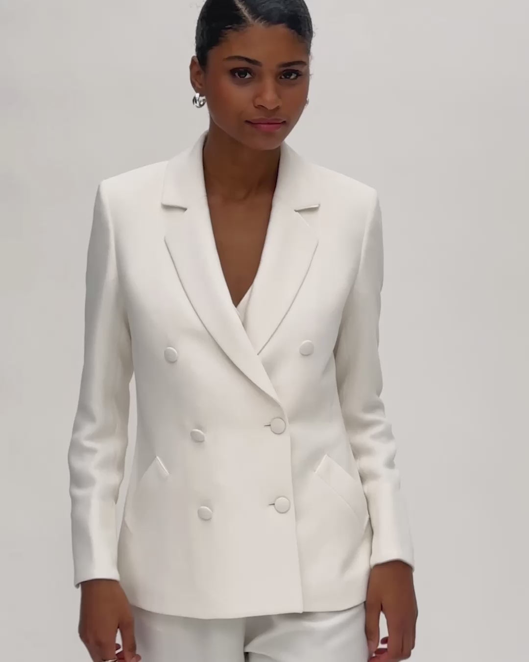 women's-suit-cropped-suit-jacket-pants-cigarette-white-wedding-civilian-dress-5