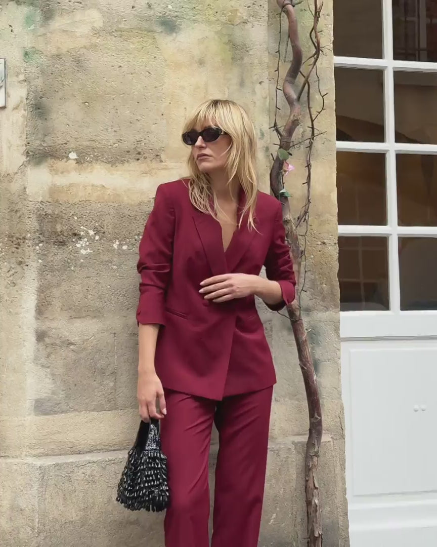 veste-tailleur-grenat-rouge-ensemble-de-tailleur-costume-tailleur-pour-femme-pantalon-cigarette-made-in-europe-17H10-1