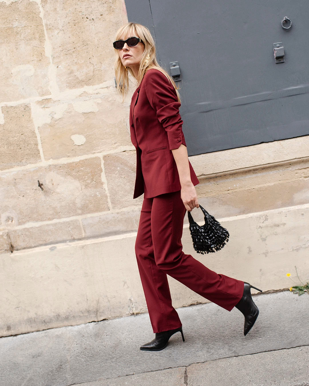 veste-tailleur-grenat-rouge-ensemble-de-tailleur-costume-tailleur-pour-femme-pantalon-cigarette-made-in-europe-17H10-1