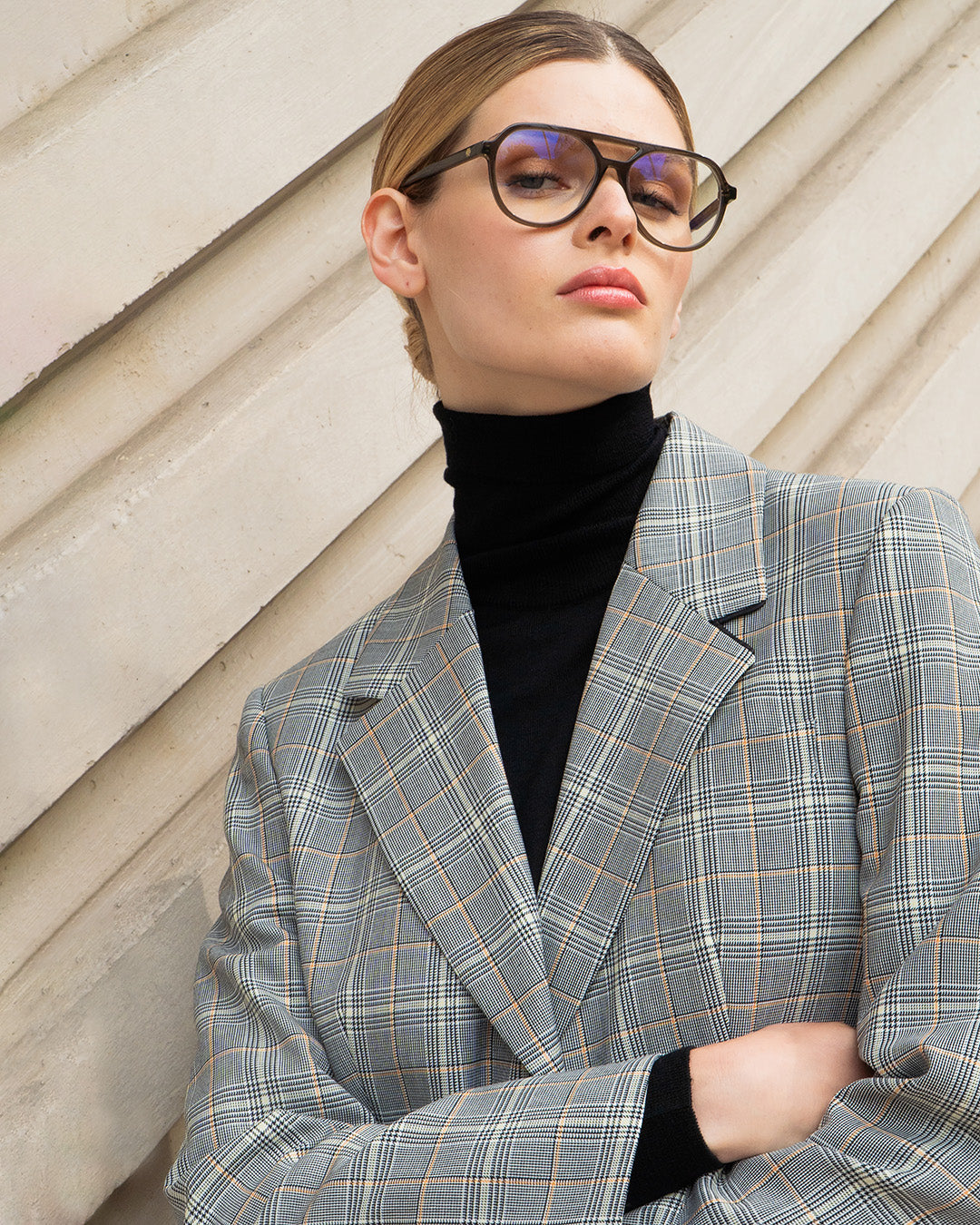 jacket-tailor-prince-of-wales-gray-material-noble-luxurious-high-quality-sustainable-ethnic-wash-tailor-for-women-work-dress-1