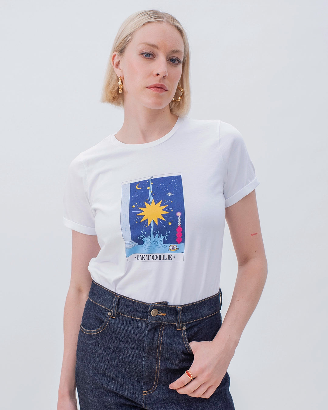 17h10_tshirt_tailleurfemme_tarot_etoile_marseille_cotonbiologique_gots_colore_confortable_matierenaturelle_ethique_decontracte_dessin
