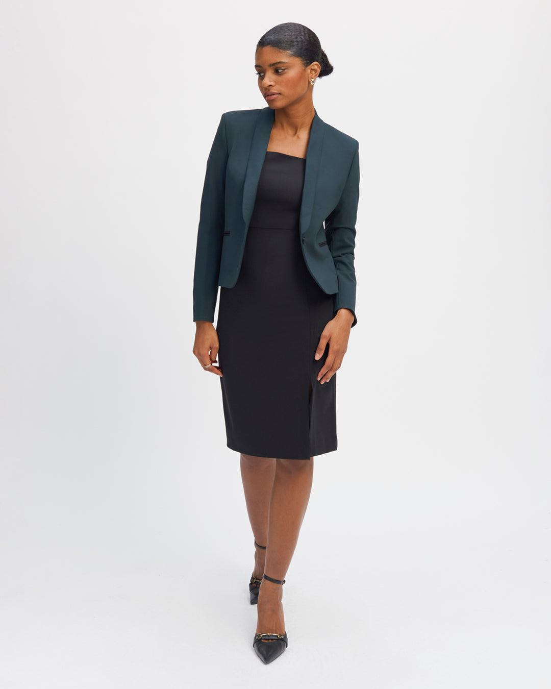 Green-knit-jacket-Spencer-cut-Collar-Short-jacket-Two-pockets-passpoilées-One-lining-beige-luminous-Two-large-pockets-inside-Button-black-17H10-knit-jacket-for-women-paris-