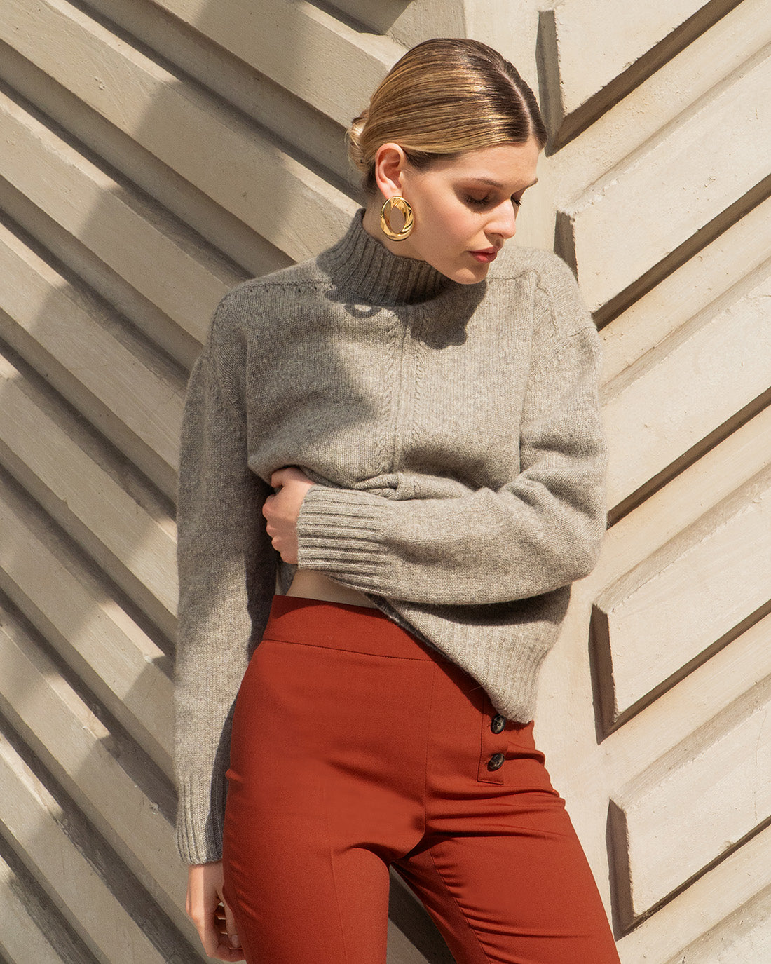 sweater-cashmere-laine-merinos-beige-suit-for-women-paris-17H10-workwear-dress-