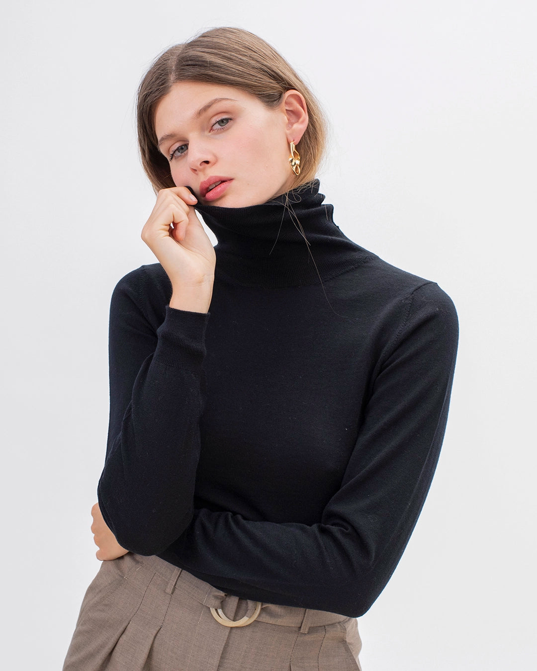 Dinan Black Turtleneck