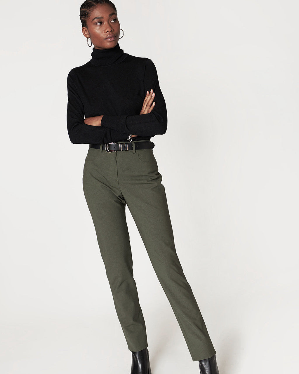 17H10-pants-oslo-khaki-cigarette-indispensable-guard-robe-elegant-businesswoman-1