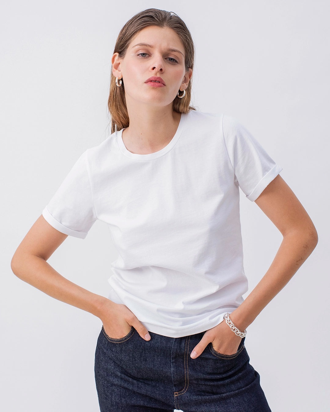 t-shirt-balnc-in-cotton-made-in-europe-marque-française-col-rond-17H10-paris-1