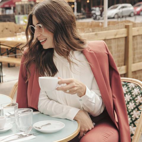 How to wear a lavallière shirt