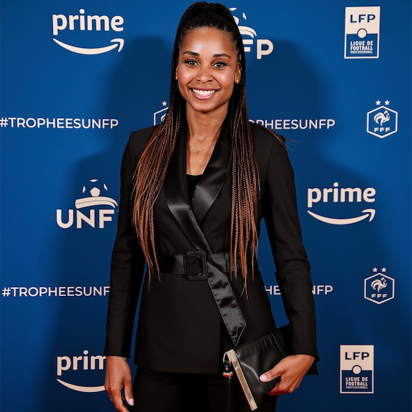 laura-georges-sportive-chic-tenue-17H10