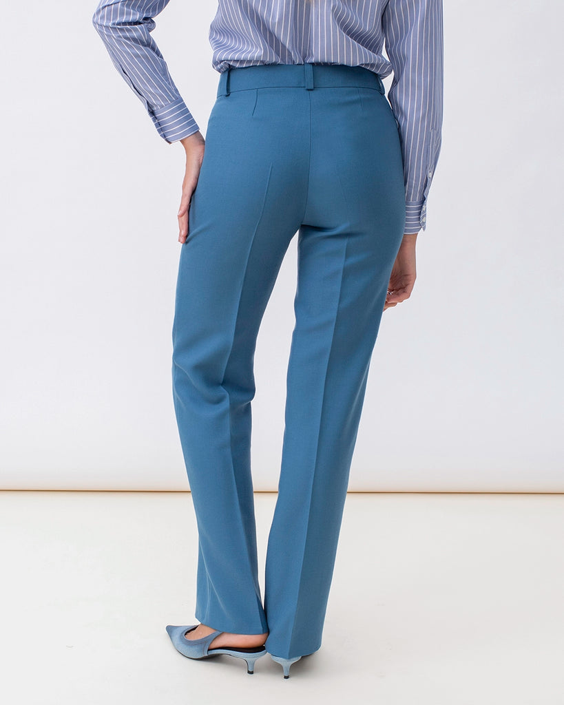 pantalon-de-tailleur-bleu-de-prusse-coupe-droite-fabriqué-en-pologne-automne-hiver-2023-look-chic-17H10-