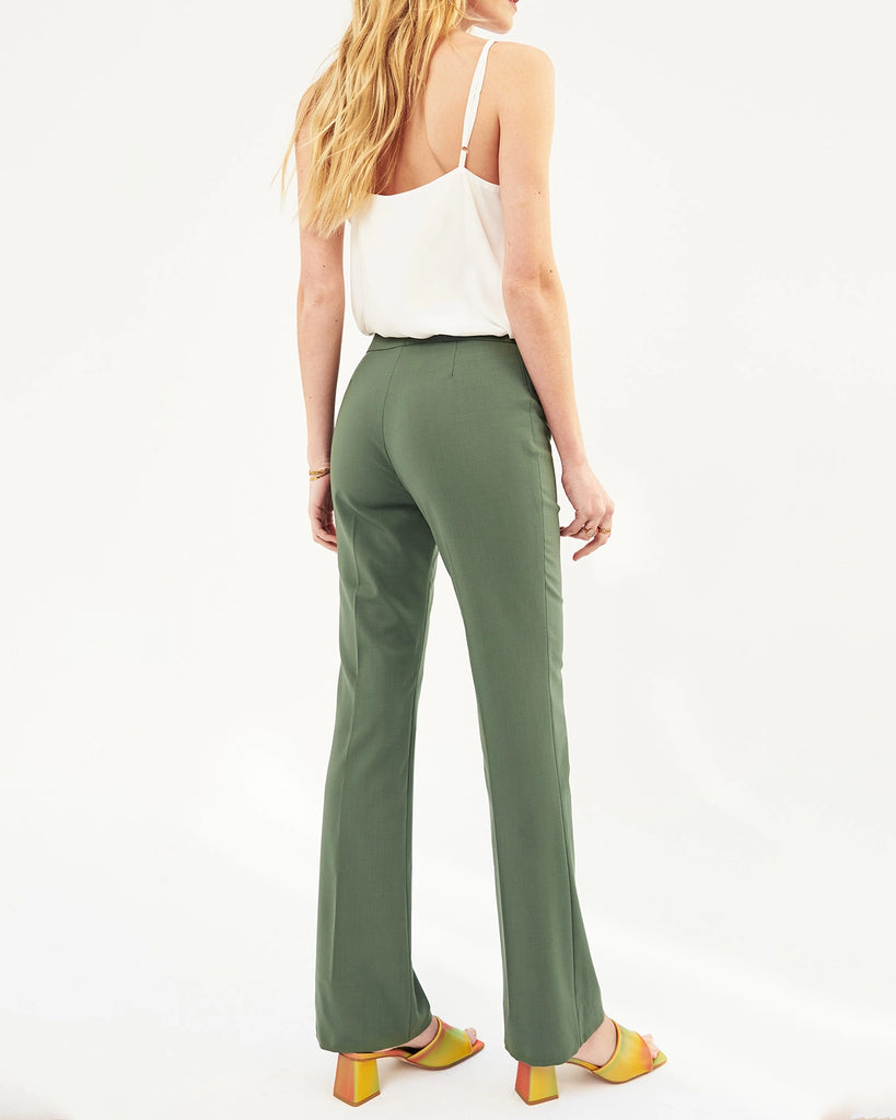 pantalon-flair-vert-tilleul-fité-éthique-workwear-working-girl-tailleur-paris-17H10-