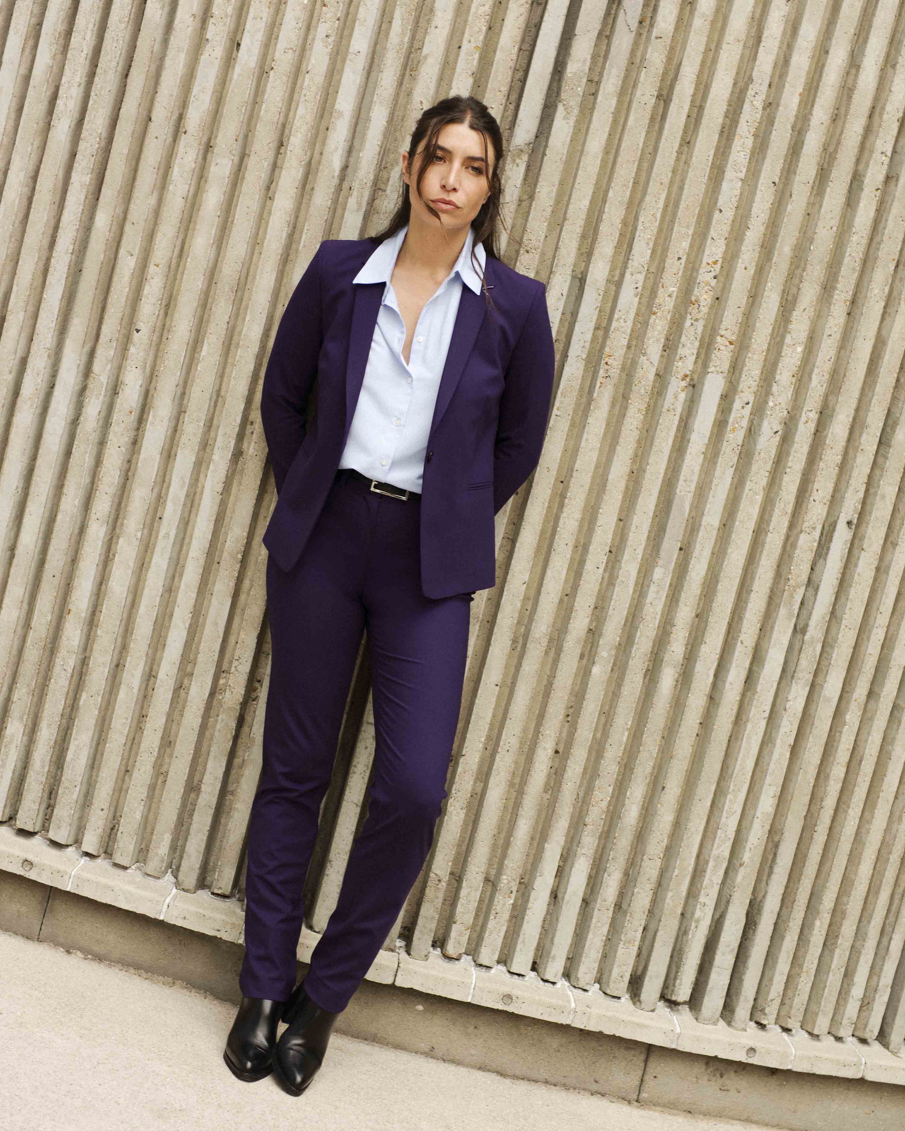 veste-pantalon-tailleur-femme-violet-veste-cintree-pantalon-cigarette-laine-ensemble-costume-made-in-europe-1_284fa58f-b676-4447-8729-f9c29af5be11