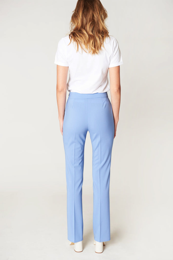 17H10-pantalon-oslo-bleu-ciel-matiere-naturelle-marque-parisienne-ethique-workwear-chic